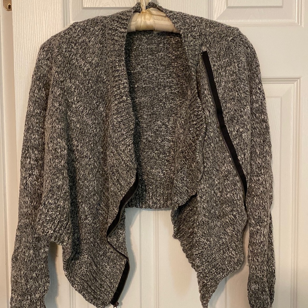 Cropped sweater